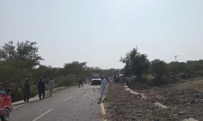 Pakistan roadside