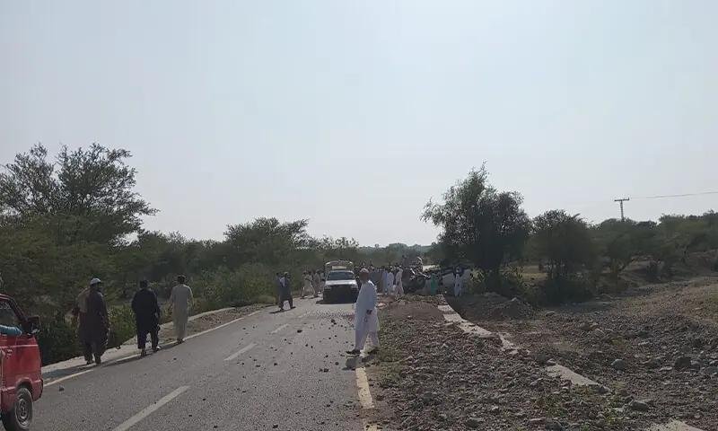 Pakistan roadside